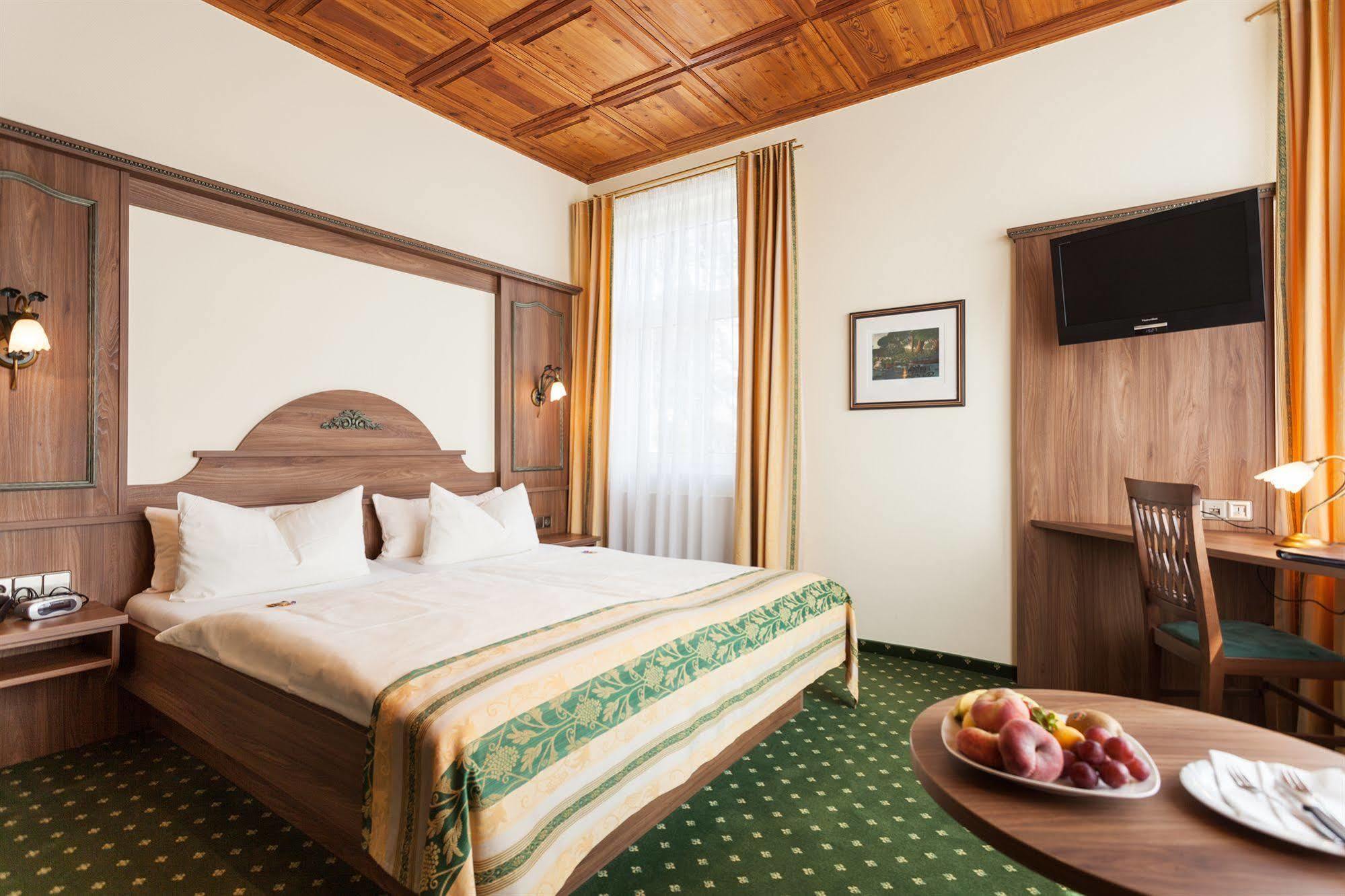 Hotel Schoengarten Garni Lindau  Dış mekan fotoğraf